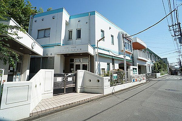 たけのうち幼稚園 徒歩3分。毎日送り迎えを行う保護者の方にも負担の少ない距離◎対象年齢：0歳～5歳までのお子さま。お子さまが心身ともに豊かな成長できるよう年間を通して様々な取り組みが実施されています…