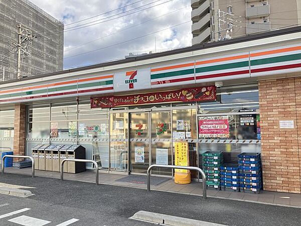 セブンイレブン名古屋萱場2丁目店 560m