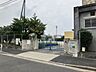 周辺：井戸田小学校 400m