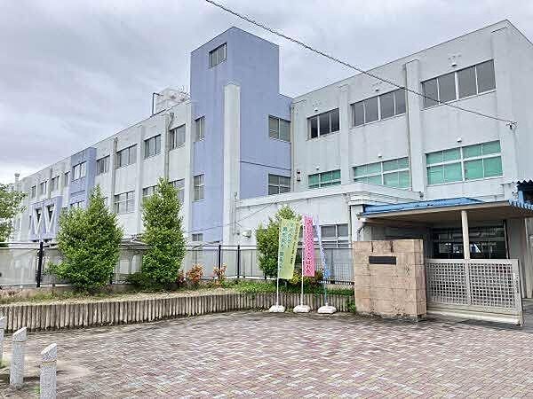 甚目寺中学校 2800m