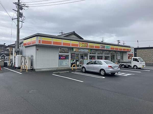 デイリーヤマザキ甚目寺森店 800m