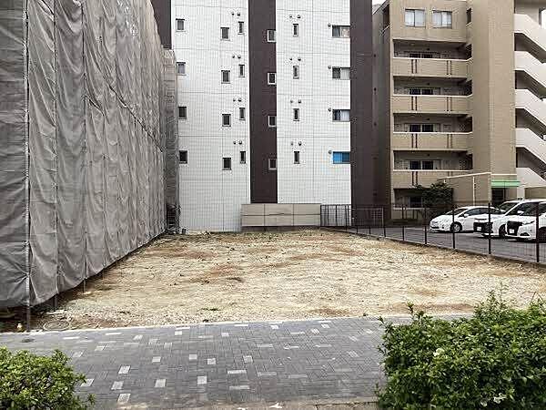 外観：323000525018