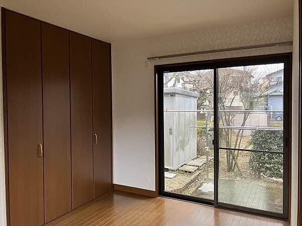 一階南東洋室南側