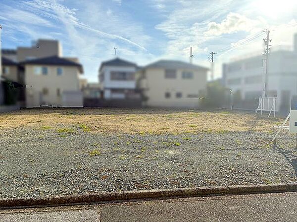 北東側道路より撮影