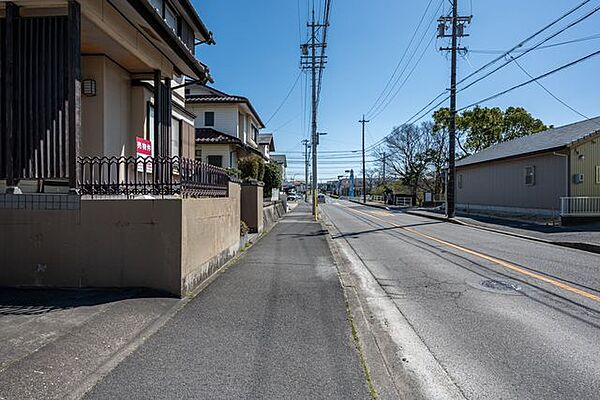 道路幅員約12ｍ（歩道含む）
