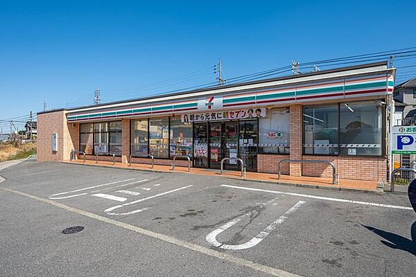 セブンイレブン阿久比白沢店 1400m