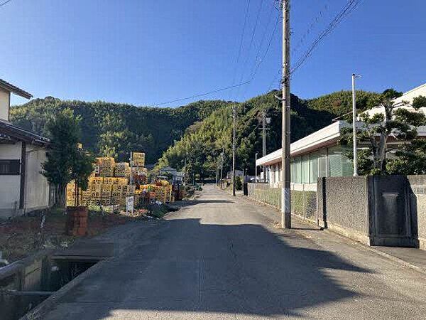 東側から撮影