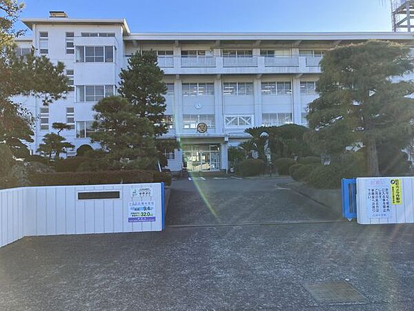 藤枝市立広幡中学校 1500m