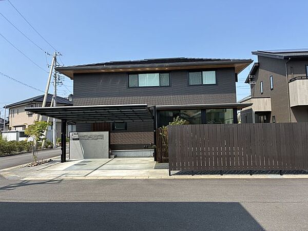外観：322000633360