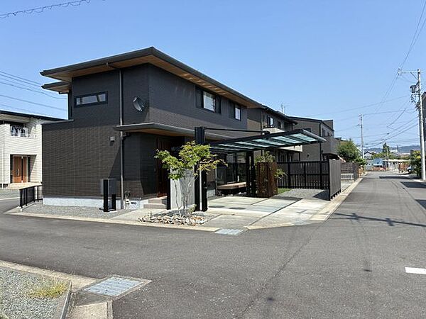 ■駐車2台可
