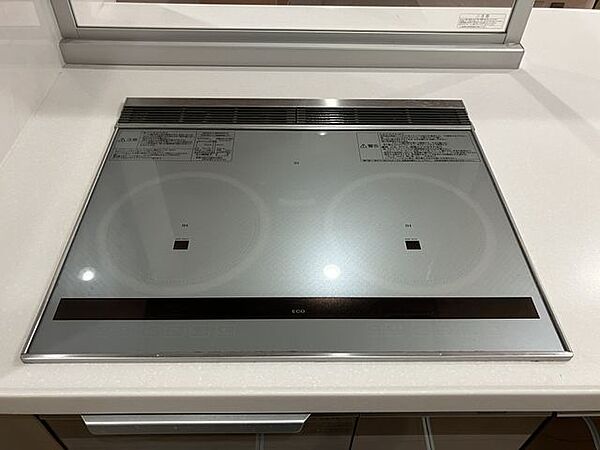 3口ＩＨクッキングヒーター