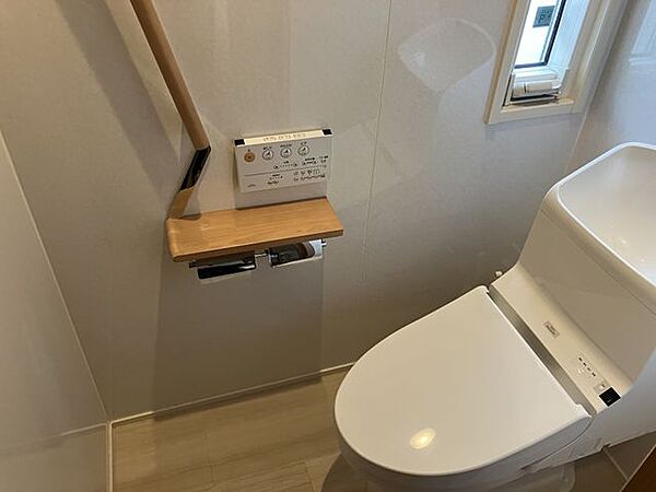 2階トイレ