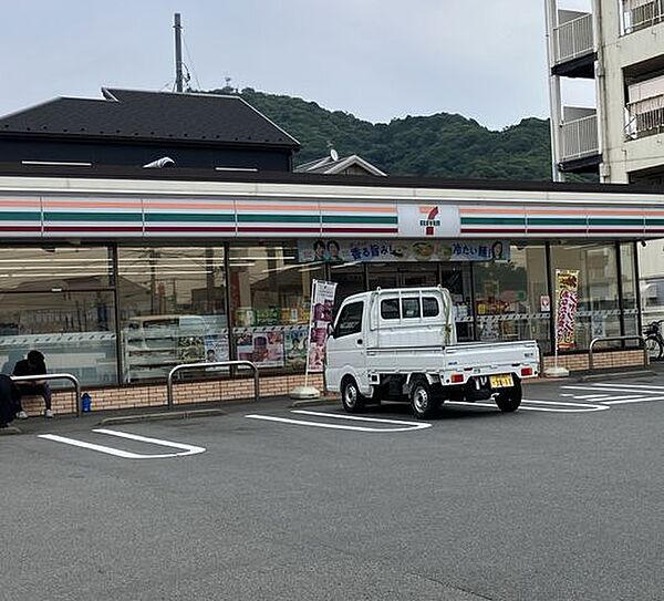 セブンイレブン沼津本郷店 徒歩6分。 450m