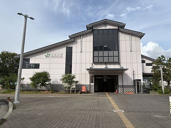 北松本駅(JR東日本篠ノ井線) 徒歩19分。 1500m