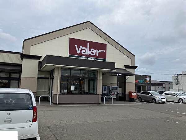 バロー　金沢元町店 430m