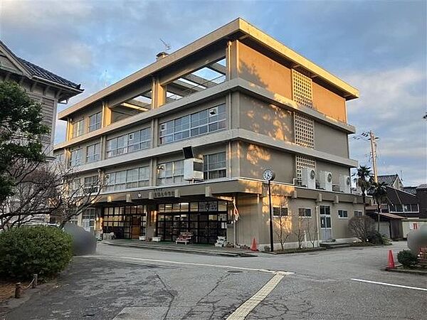 金沢市立紫錦台中学校 2000m