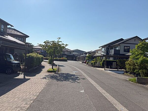南西側道路