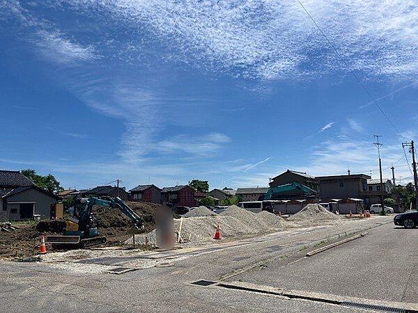 南西側道路