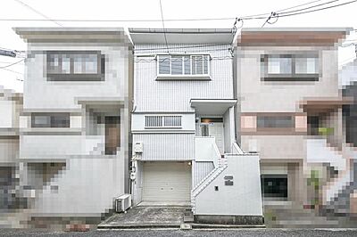 外観：【東大阪市大蓮東一丁目】近鉄大阪線「弥刀」駅まで徒歩6分！「4LDK」の住まいです。