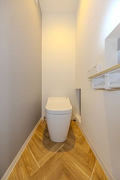 トイレを拡大表示