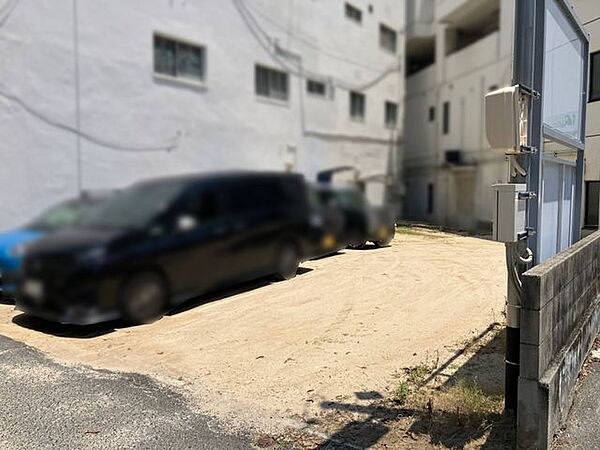 【現地土地写真】3駅利用可能◎広島電鉄宇品線「市役所前」駅 徒歩8分(約605m)、「中電前」駅 徒歩9分(約720m)、「袋町」駅 徒歩12分(約940m)の立地です。