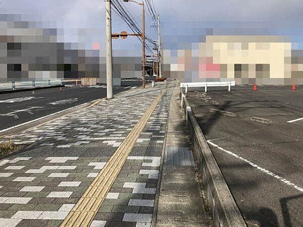 西側道路　※2026年7月撮影