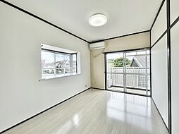 メゾンドール八千代 2階2LDKのリビング/ダイニング