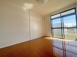 ヨシダハイツ 207号室 2階2LDKのリビング/ダイニング