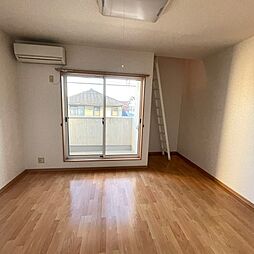 サンスプラッシュ 202号室 2階ワンルームのリビング/ダイニング