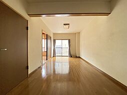 ハイツイワイ 1階1LDKのリビング/ダイニング