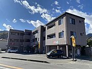 坂城駅より徒歩31分 築36年11ヶ月 3階建の賃貸物件