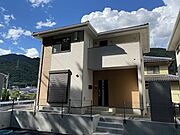 上田駅より徒歩32分 築2年1ヶ月 2階建の賃貸物件