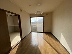 しなの鉄道 テクノさかき駅 徒歩32分の賃貸アパート 1階2LDKのリビング/ダイニング