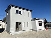  新築 2階建の賃貸物件