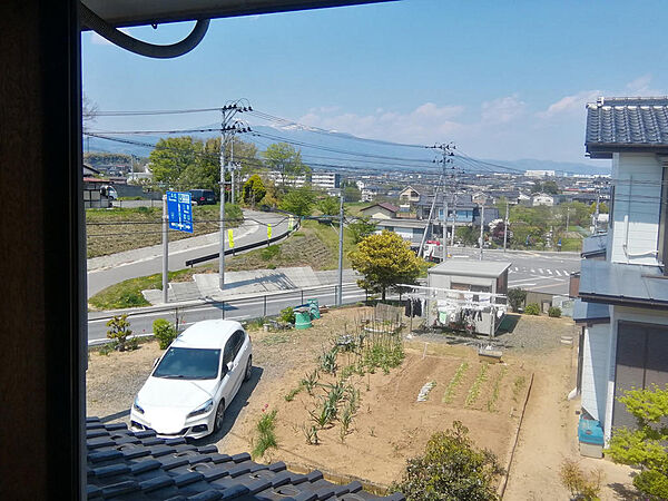 detached 福島県本宮市仁井田字吹上
地図を見る