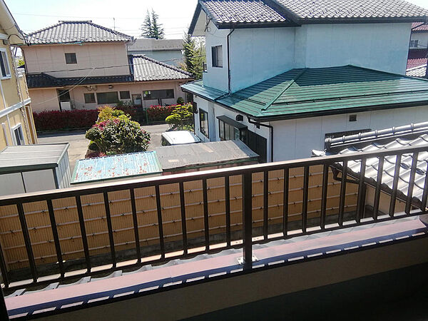 detached 福島県本宮市仁井田字吹上
地図を見る