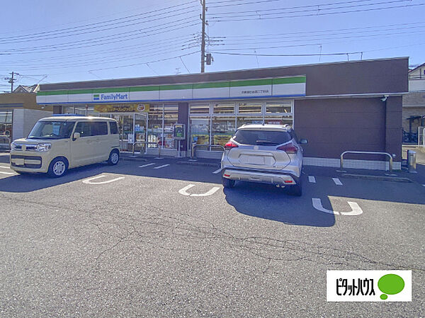 コンビニ「ファミリーマート市原辰巳台西二丁目店まで1189m」