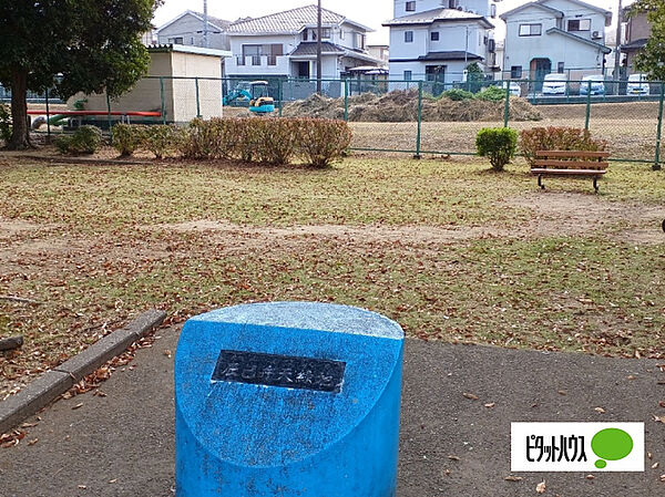 公園「辰巳弁天緑地まで782m」