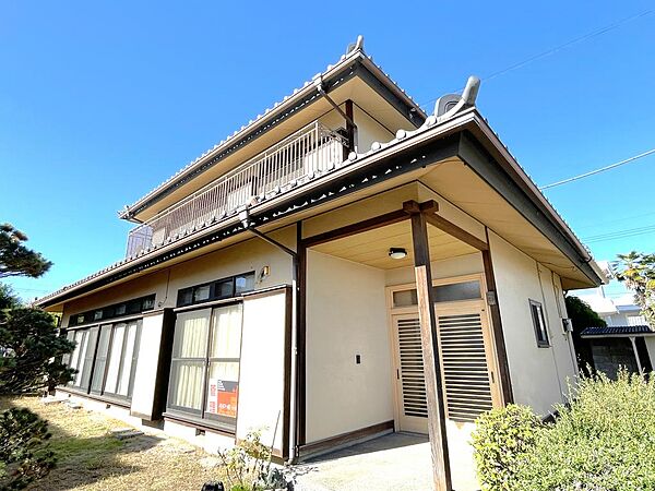 detached 群馬県伊勢崎市今泉町１丁目1167-3
地図を見る