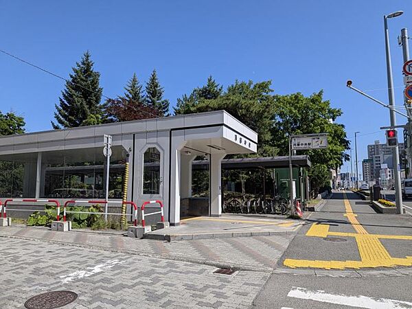 地下鉄東西線「月寒中央」駅　徒歩7分(550ｍ)