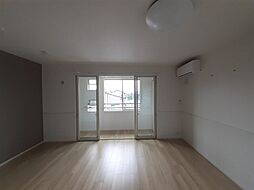 ノースツー　ヴィラ 201 2階1LDKのリビング/ダイニング