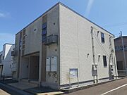 あわら湯のまち駅よりバス3分 徒歩6分 築13年7ヶ月 2階建の賃貸物件