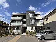 小松駅より徒歩21分 築5年6ヶ月 3階建の賃貸物件