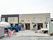 明峰駅よりバス10分 徒歩5分 築3年8ヶ月 2階建の賃貸物件