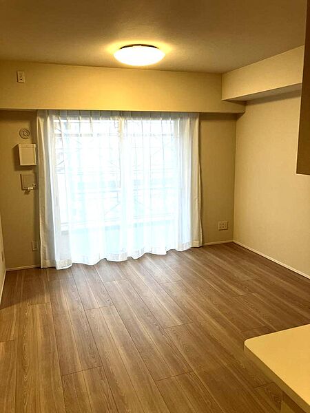 シンプルかつ無駄のない３LDKプラン　縦長リビングは使い勝手が良いです