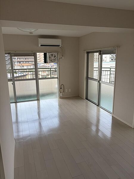 洋室を拡大表示