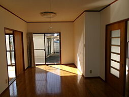 プレマメゾン Ａ−３ 1階2LDKのリビング/ダイニング