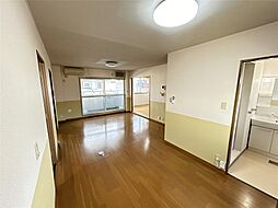 シャトゥソレイユ 201 2階3LDKのリビング/ダイニング