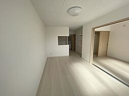 ＪＥＲＩＣＨＯ　Ａ 202 2階1LDKのリビング/ダイニング