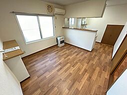 レジデンス高蔵 102 1階2LDKのリビング/ダイニング